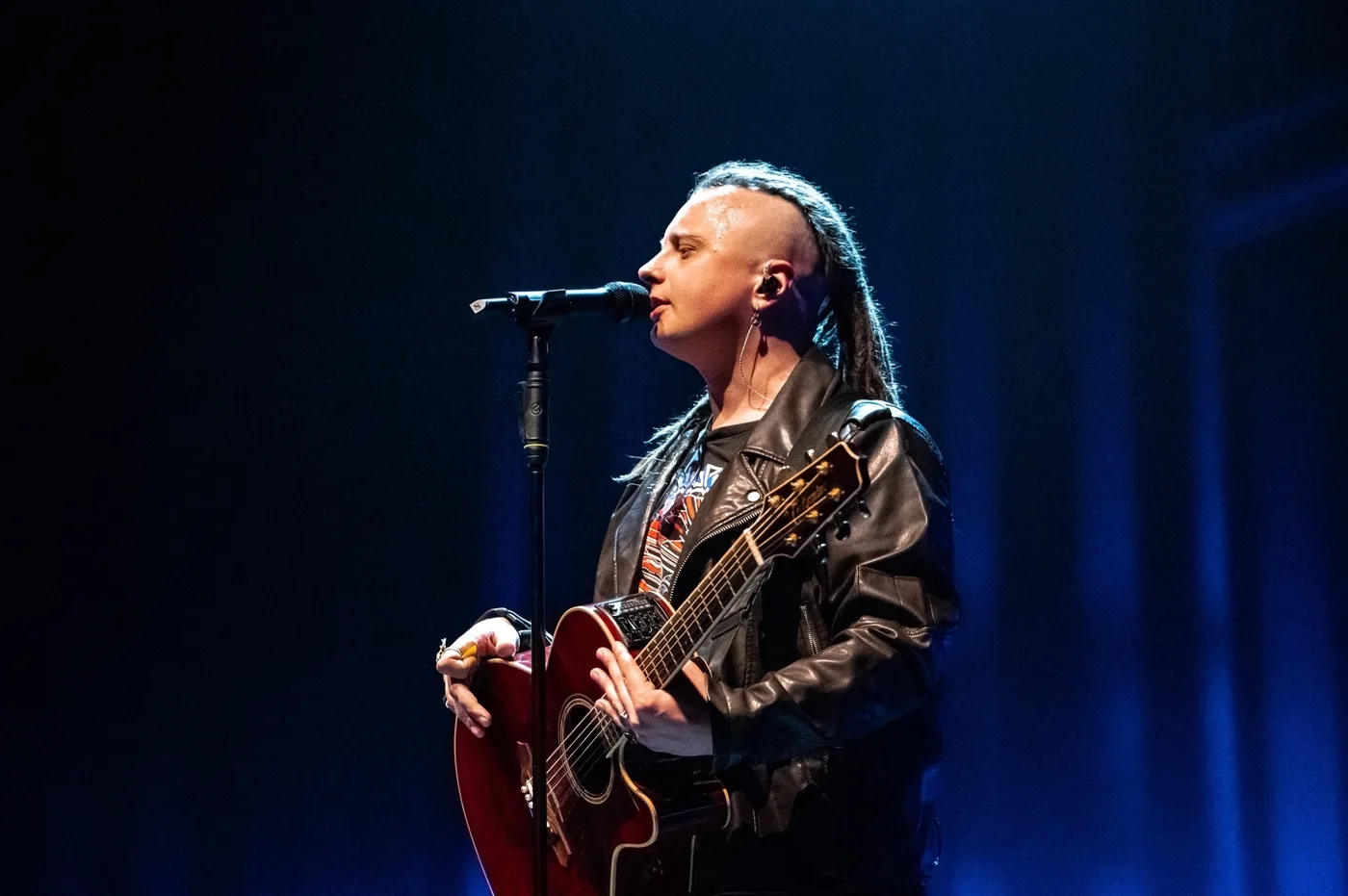 Афиша: Вася Беля и Rambling Hearts. Акустический рок в Екатеринбурге 24 марта 2026