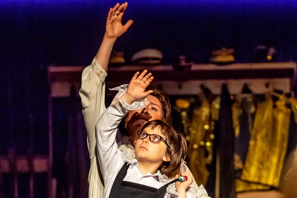 Афиша: Весёлая женщина в Москве 25 марта 2026