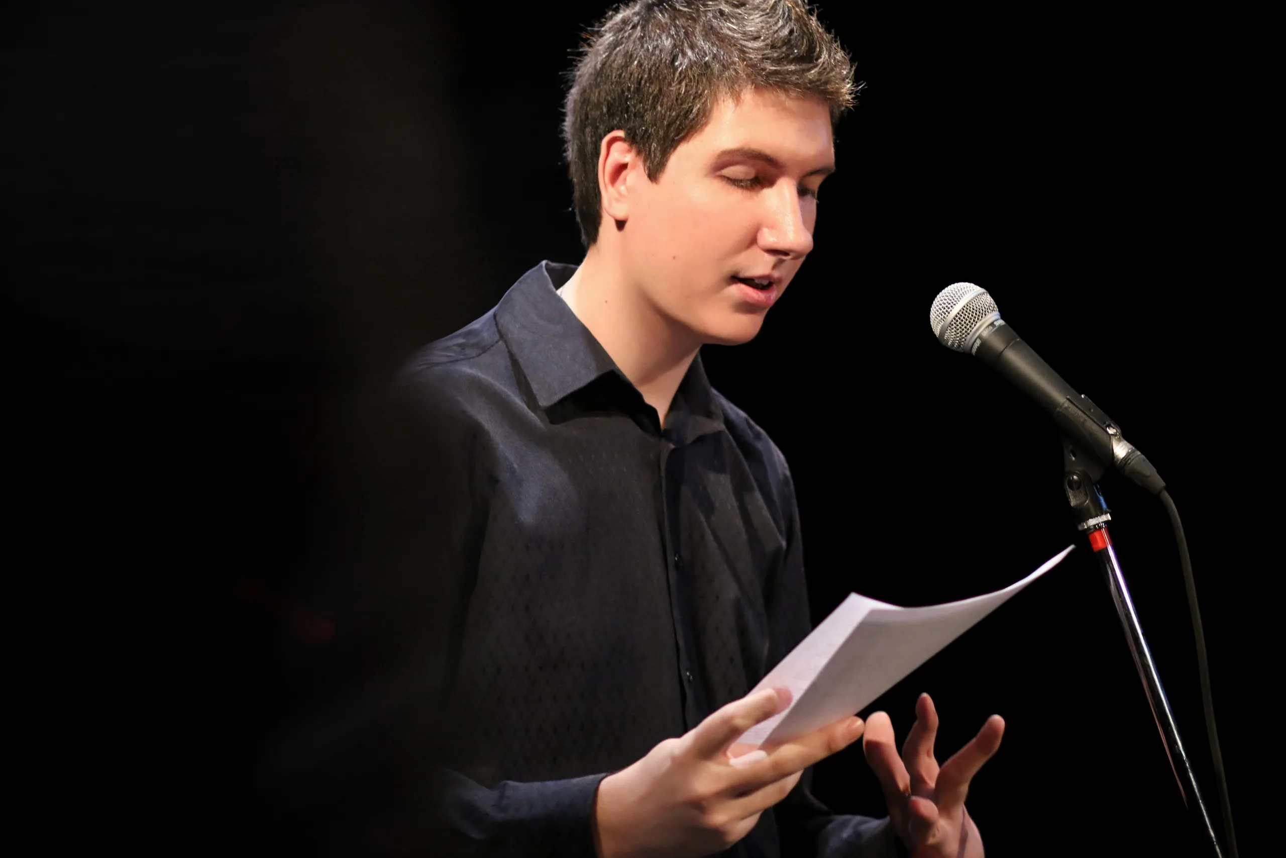 Афиша: Восточная поэзия при свечах в Санкте-Петербург 29 марта 2026