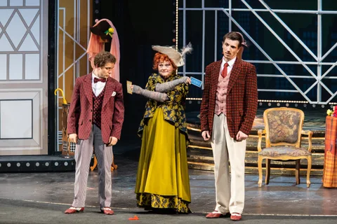 Афиша: Всегда зовите Долли! в Москве 25 марта 2026