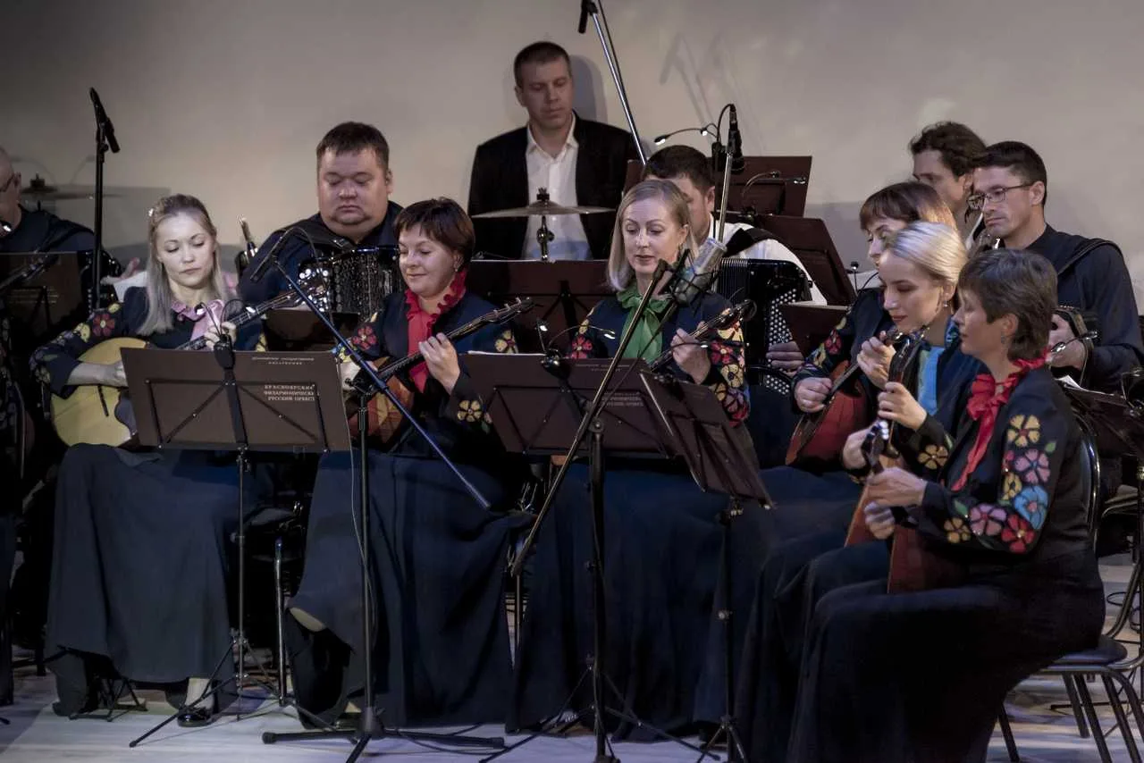 Афиша: Золотые хиты эстрады. Главные песни российской эстрады в Красноярске 27 марта 2026