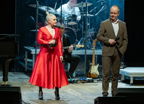 Афиша: А белый лебедь на пруду... в Челябинске 12 мая 2026