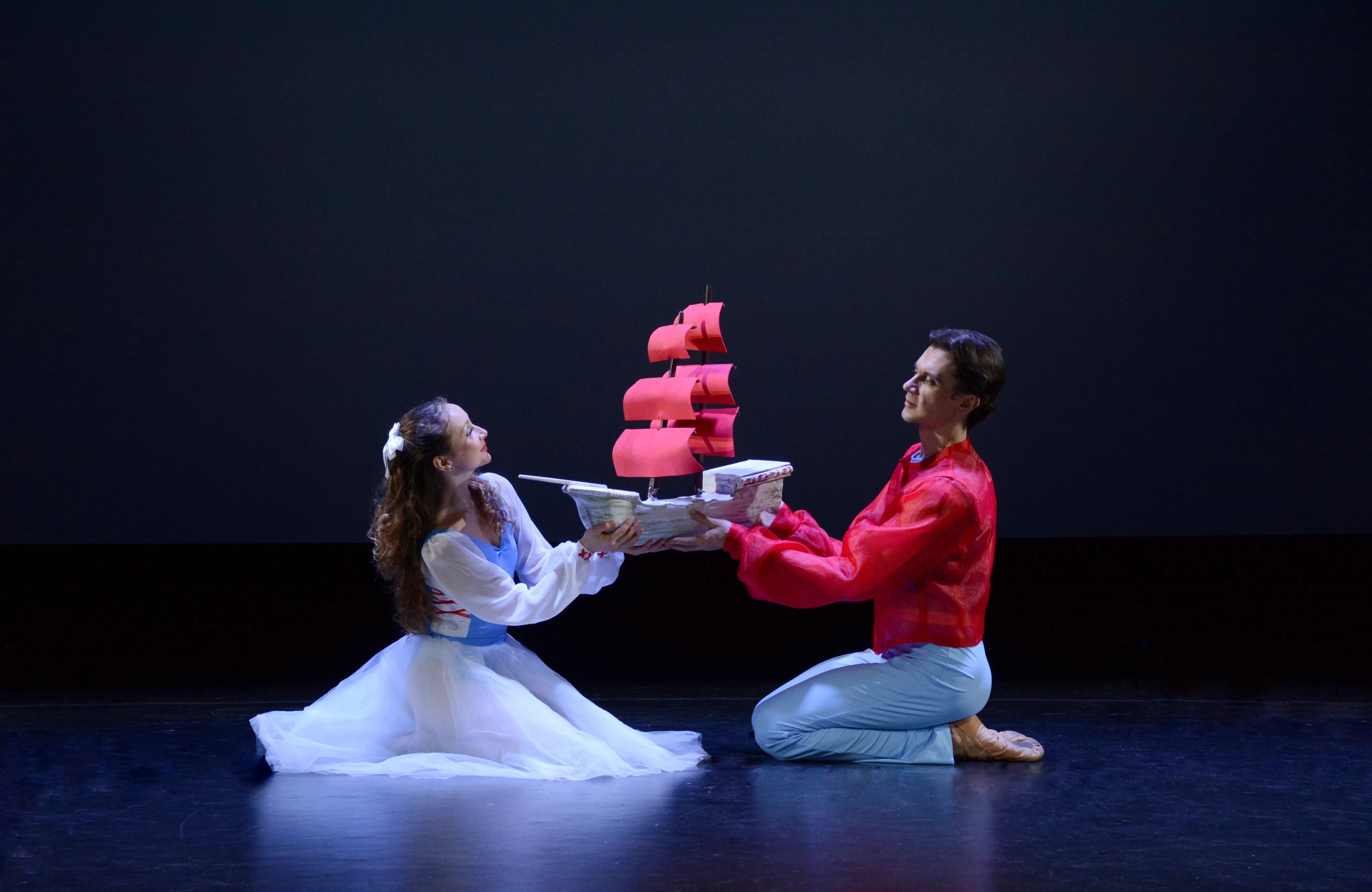 Афиша: Алые паруса в Санкт-Петербурге 11 мая 2026