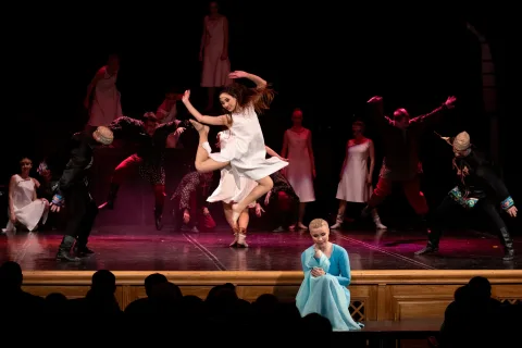 Афиша: Ансамбль «Дальний Восток». Эти дни мы будем вспоминать в Хабаровске 6 мая 2026