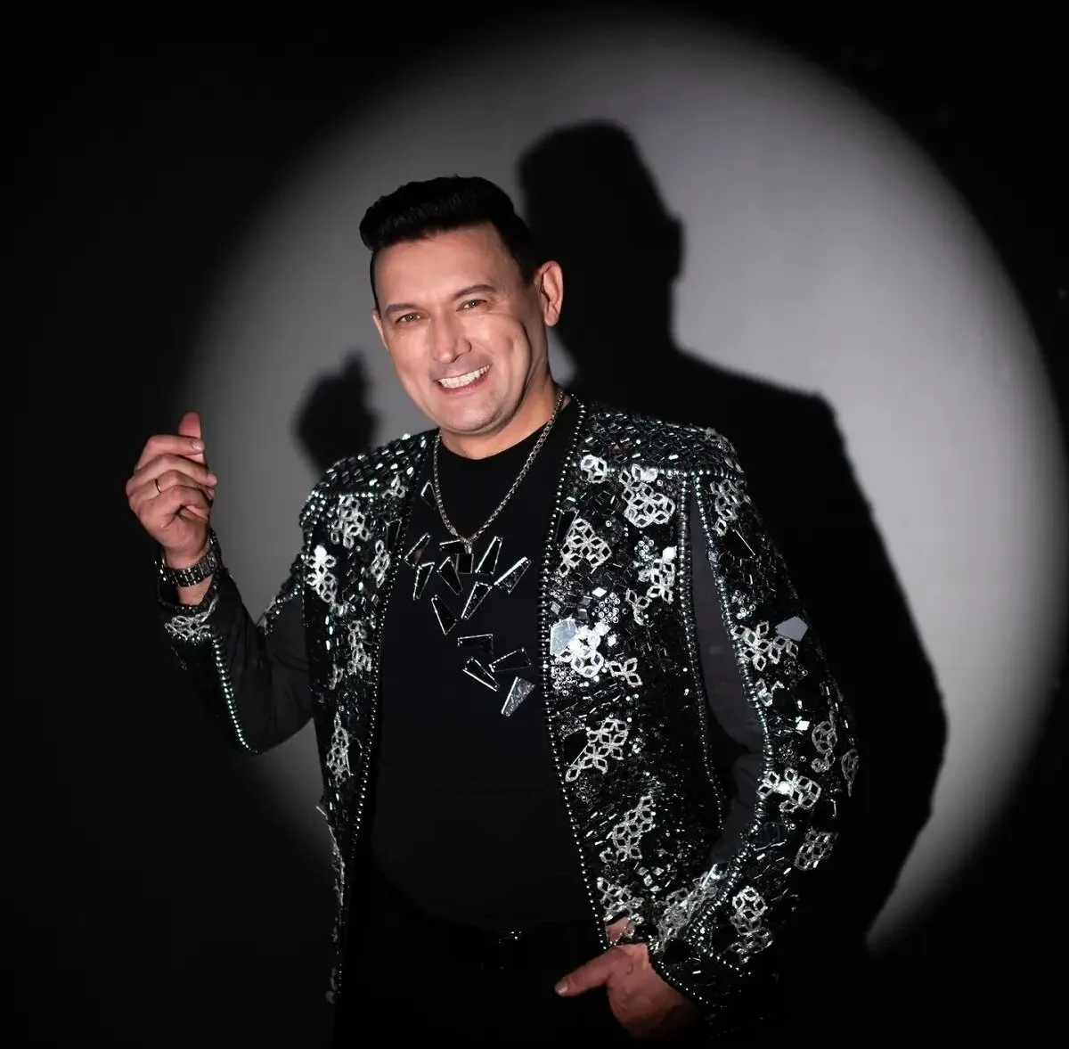 Афиша: Анвар Нургалиев в Оренбурге 15 мая 2026