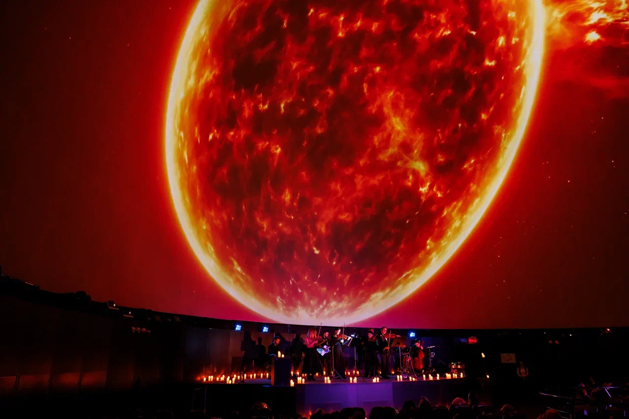 Афиша: Артэ Музикум. Вселенная Людовико Эйнауди в Москве 24 мая 2026