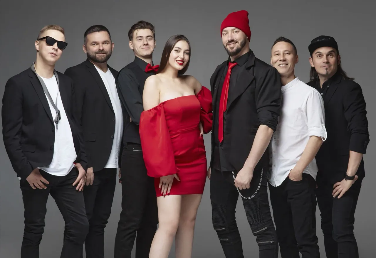 Афиша: Barney Barfly. Трибьют-батл «Ленинград» vs «Звери» в Твери 10 мая 2026