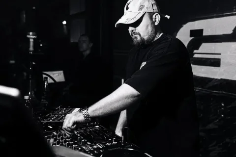 Афиша: DJ Gross в Анапе 8 мая 2026