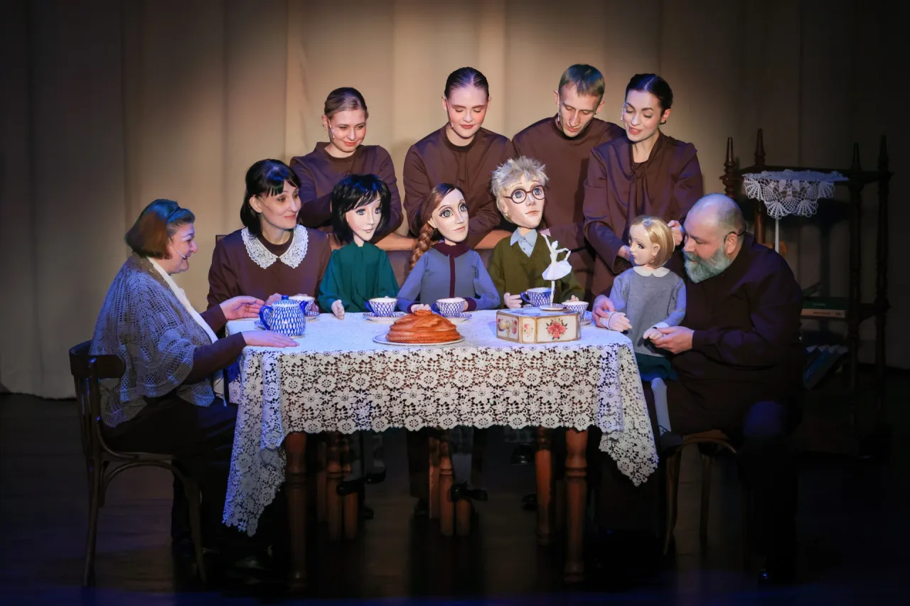 Афиша: Дневник ленинградской школьницы в Нижневартовске 9 мая 2026