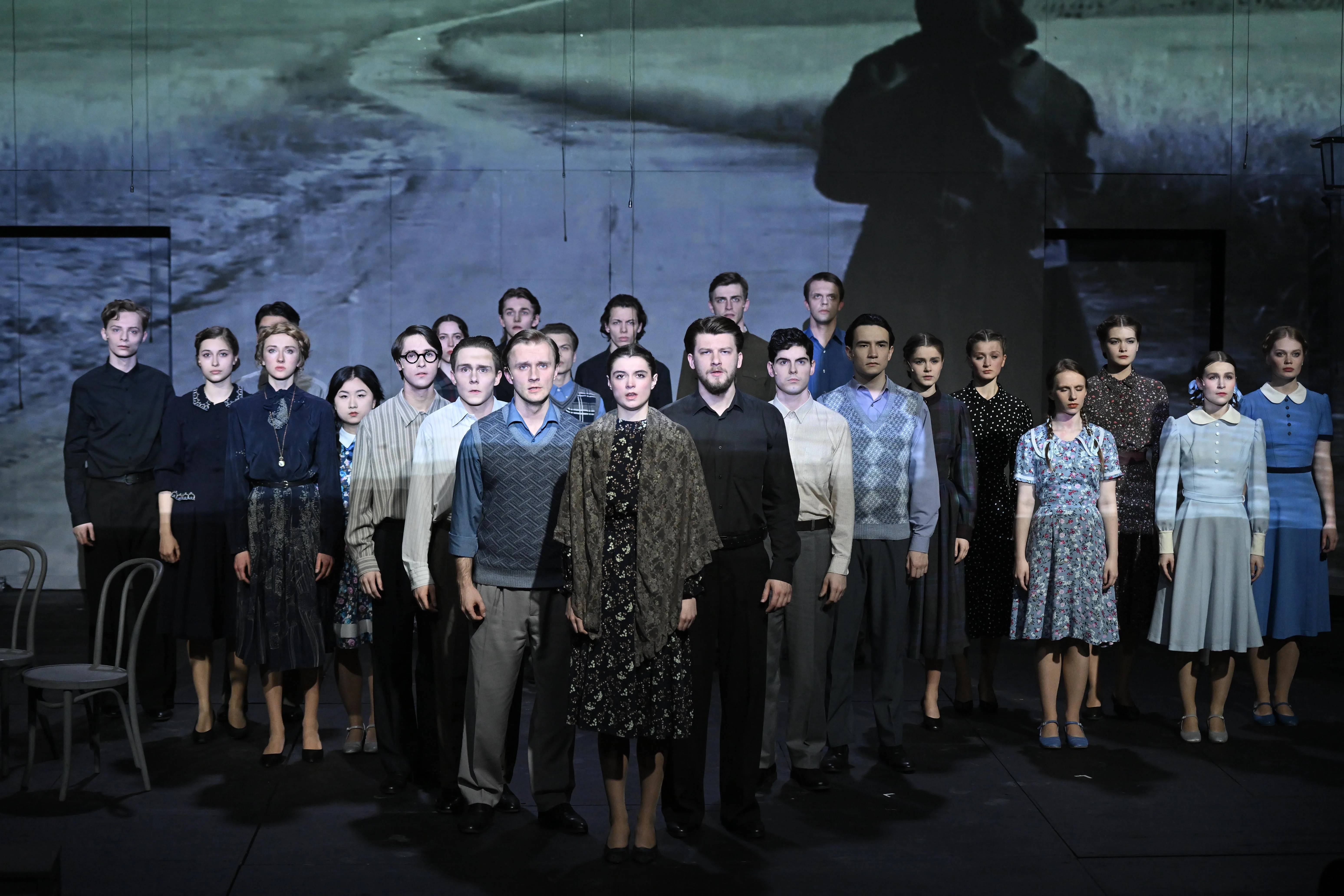 Афиша: Дождливым вечером в Санкт-Петербурге 9 мая 2026