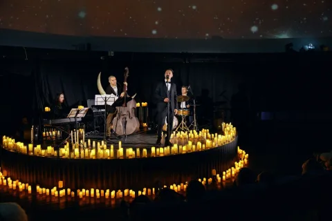 Афиша: Элвис Пресли Tribute. Концерт при свечах и звёздах в Санкт-Петербурге 28 мая 2026