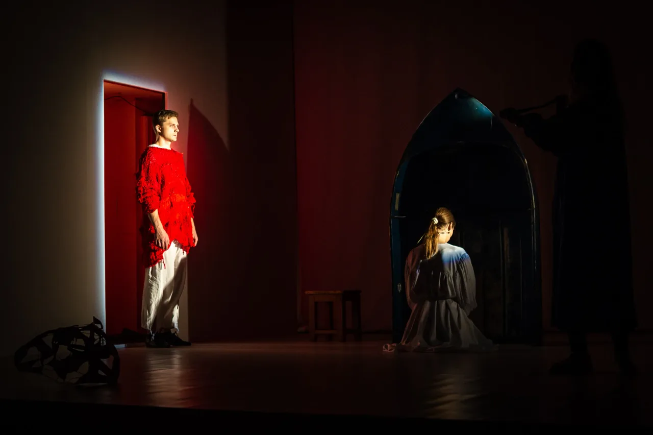 Афиша: Ермаковы лебеди в Екатеринбурге 10 мая 2026