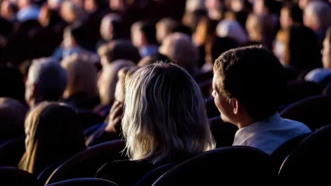 Афиша: Ещё раз про любовь в Санкт-Петербурге 7 мая 2026