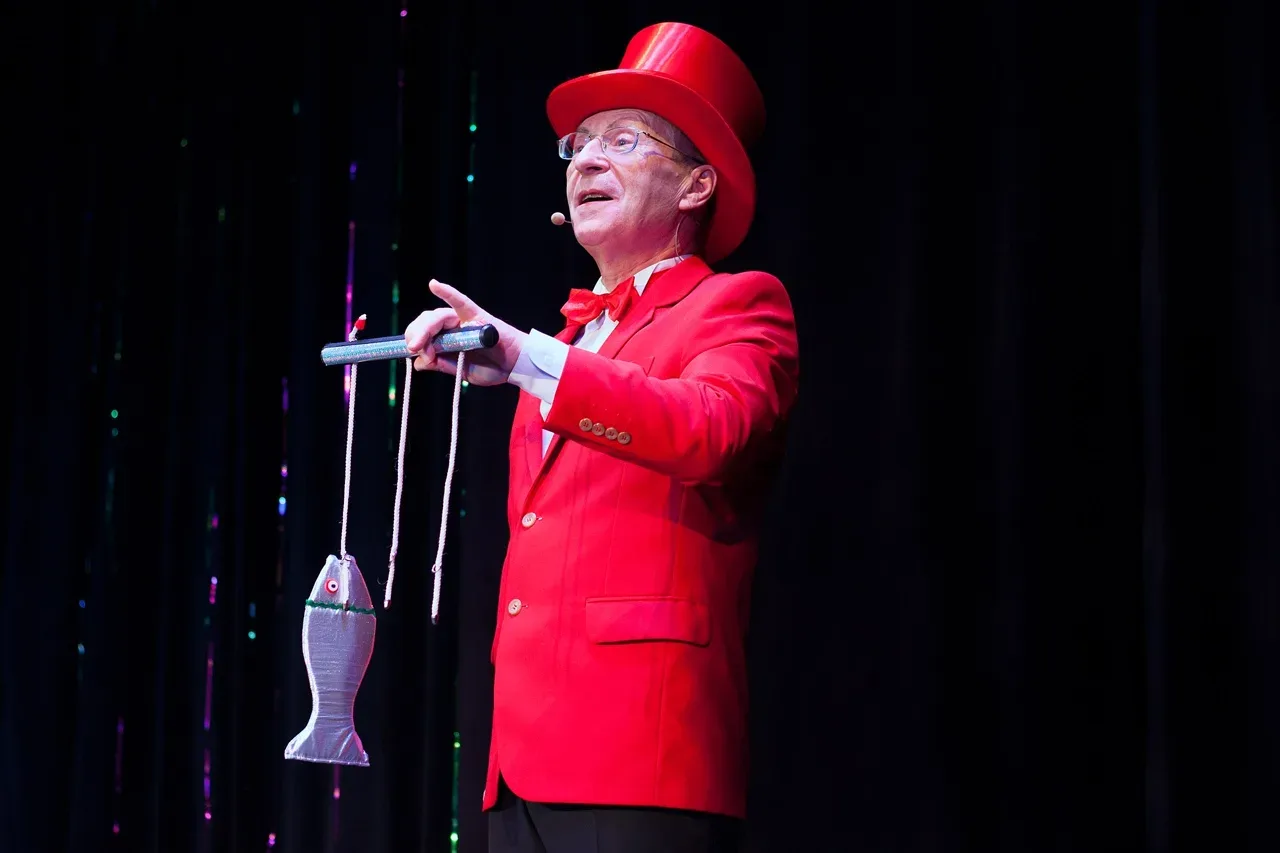 Афиша: Фокус-шоу в Саратове 8 мая 2026