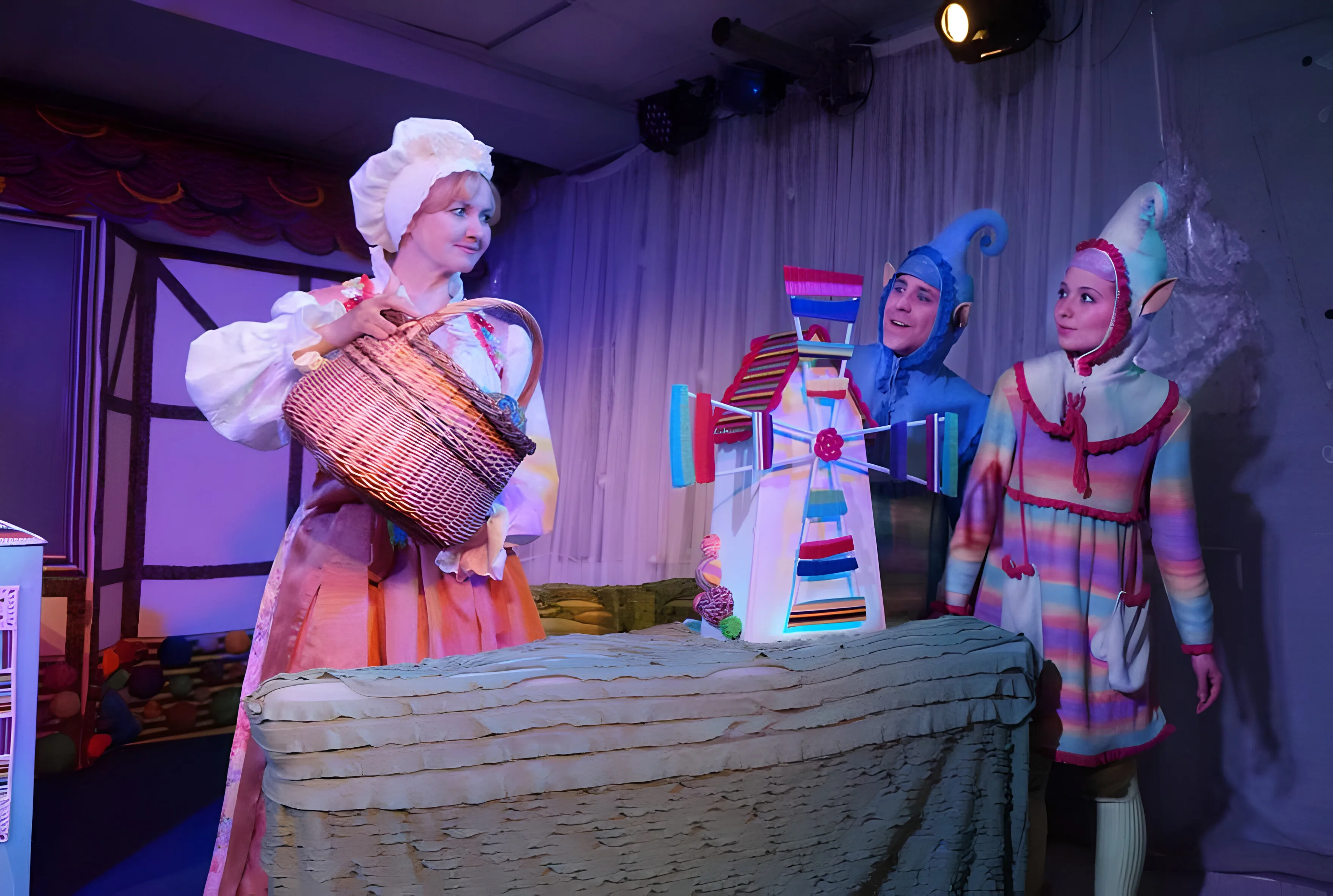 Афиша: Frau Holle, или Госпожа Метелица в Екатеринбурге 11 мая 2026