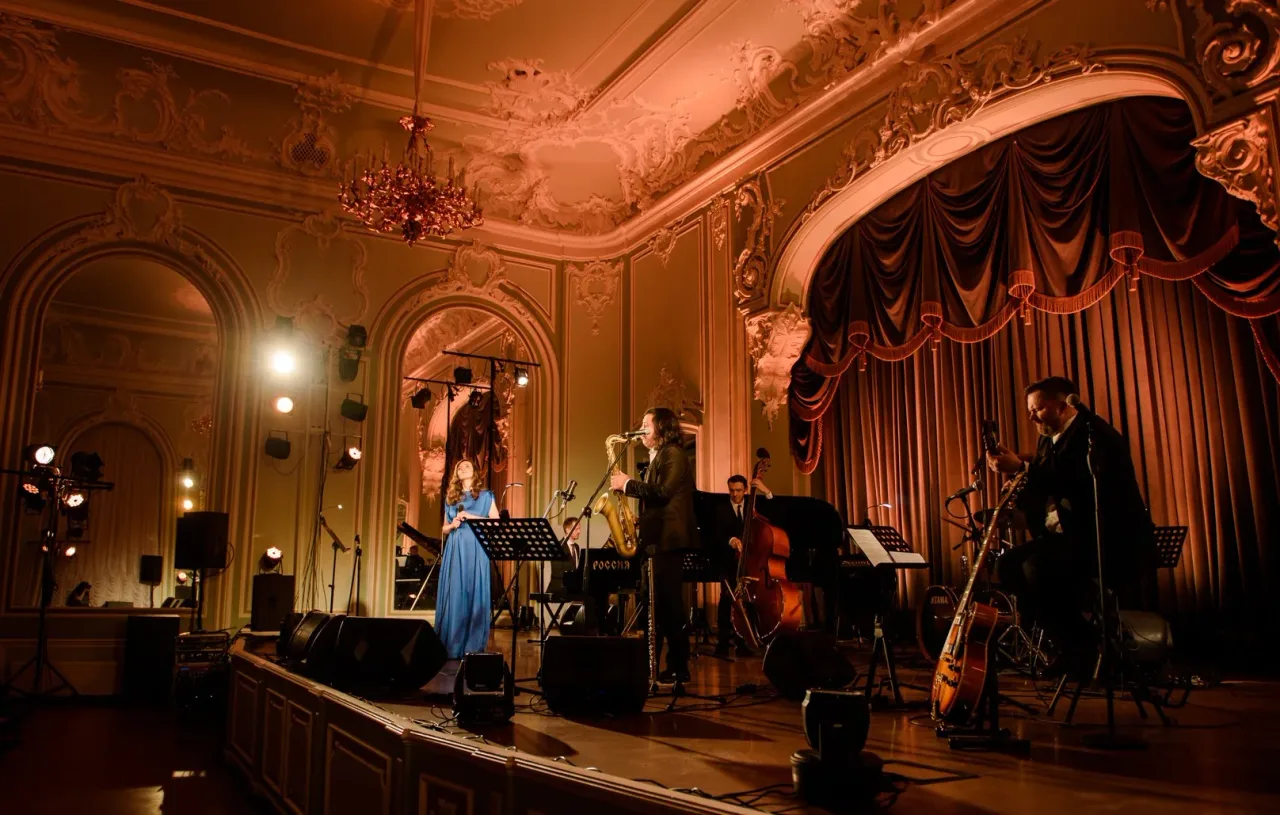 Афиша: Город влюблённых. Ансамбль Юлии Михайловской в Санкт-Петербурге 11 мая 2026