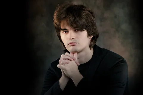 Афиша: Илья Папоян в Москве 19 мая 2026