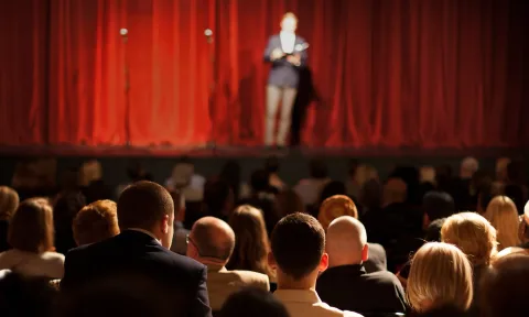 Афиша: Импровизационный ринг в Новосибирске 16 мая 2026