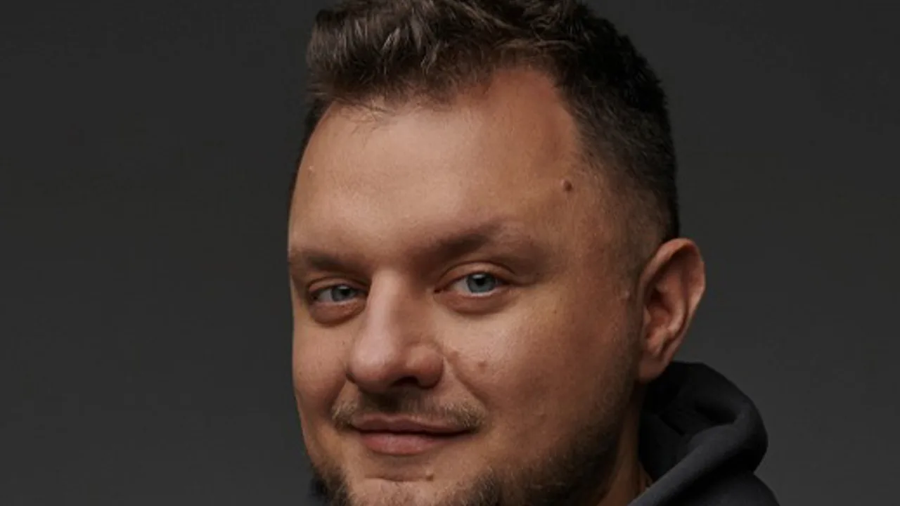 Афиша: Иван Половинкин Сольный концерт резидента Comedy Club в Москве 31 мая 2026