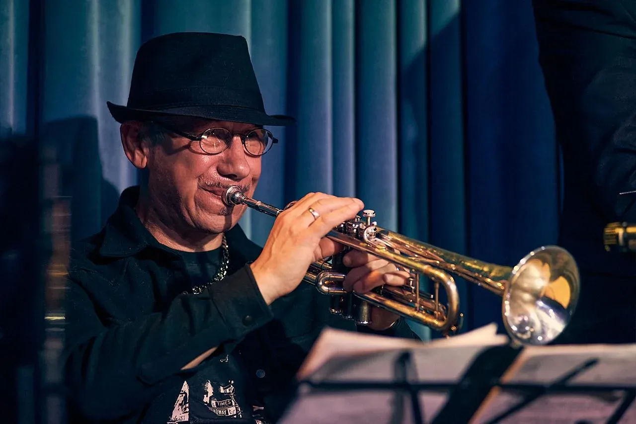 Афиша: Квартет Сергея Проня. Джаз, проверенный временем: Майлз Дэвис в Екатеринбурге 8 мая 2026