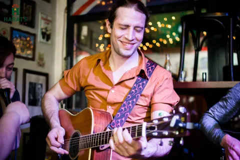 Афиша: Квартирник со звездой: Александр Фрейдман в Красноярске 18 мая 2026