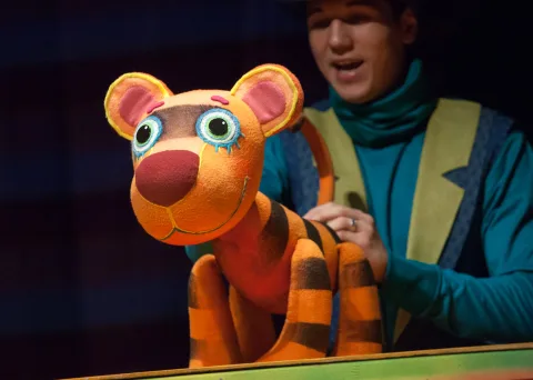 Афиша: Любопытный тигрёнок Бинки в Санкт-Петербурге 1 мая 2026