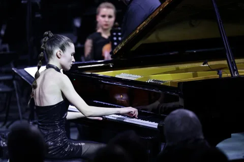 Афиша: Мария Чёрная. Трио: Рахманинов, Прокофьев, Хрущёва в Санкт-Петербурге 8 мая 2026