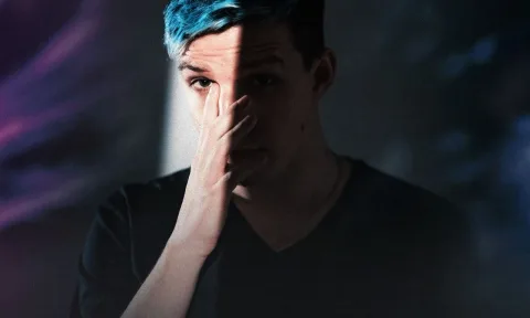 Афиша: mzlff в Санкт-Петербурге 17 мая 2026