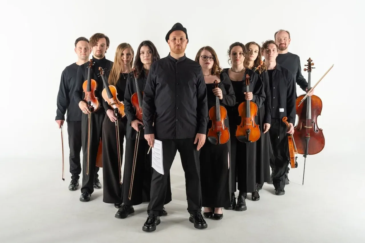Афиша: NÉOrchestra. Вселенная НЕОклассики. Эйнауди, Циммер, Рихтер в Москве 21 мая 2026