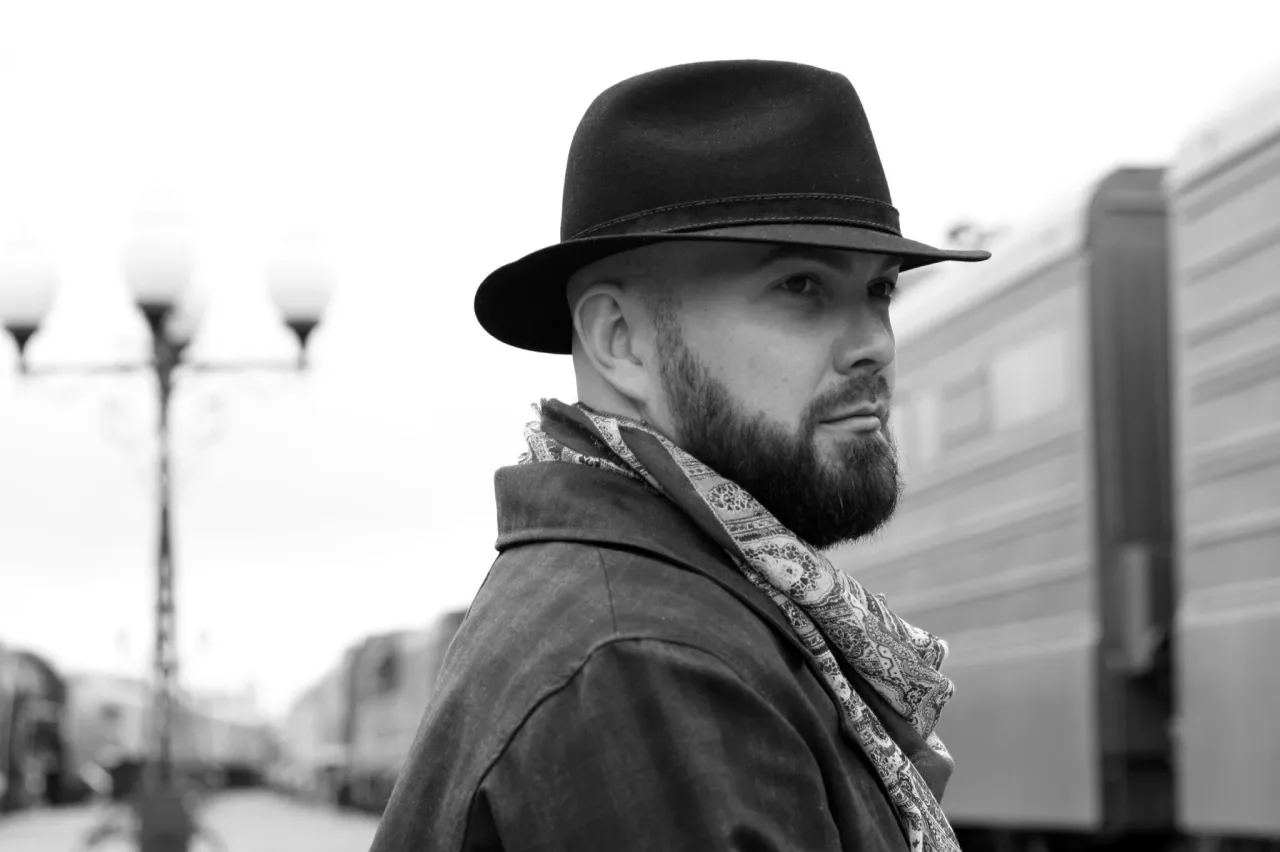 Афиша: Нарциссизм XXI века в Челябинске 20 мая 2026