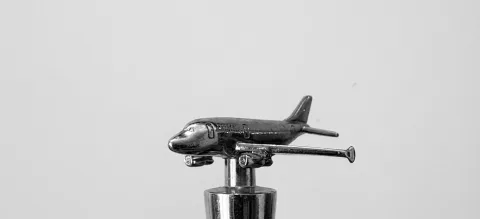 Афиша: Небо. Самолёт. Девушка в Санкт-Петербурге 29 мая 2026