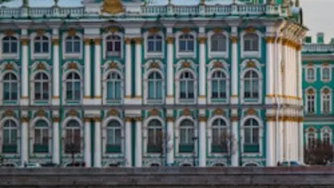 Афиша: Обзорная экскурсия + Эрмитаж в Санкт-Петербурге 20 мая 2026