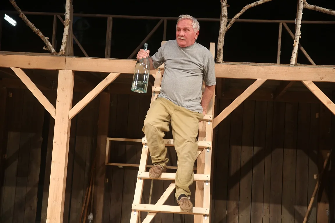 Афиша: Очень простая история в Томске 15 мая 2026