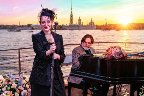 Афиша: Первомай на Неве. Праздничные песни советской эстрады в Санкт-Петербурге 1 мая 2026