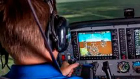 Афиша: Полёт на авиатренажёре легкомоторного самолёта Cessna-172 в Санкт-Петербурге 23 мая 2026
