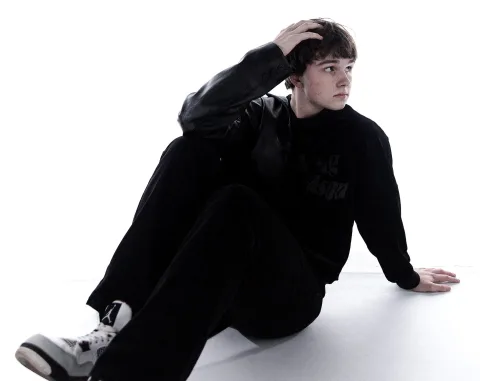 Афиша: RealLowly Pluto в Санкт-Петербурге 22 мая 2026