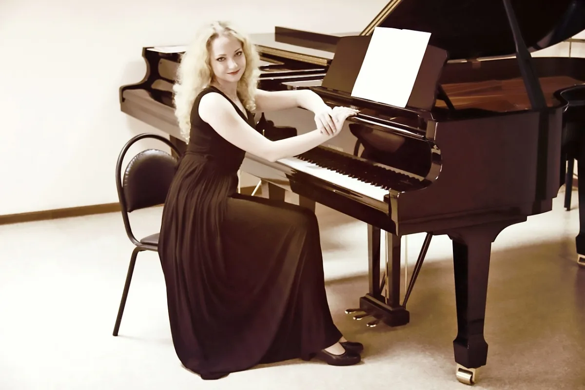 Афиша: Салоны с историей: Нувеллистъ № 6. История связи: телефон и телеграф в Санкт-Петербурге 6 мая 2026