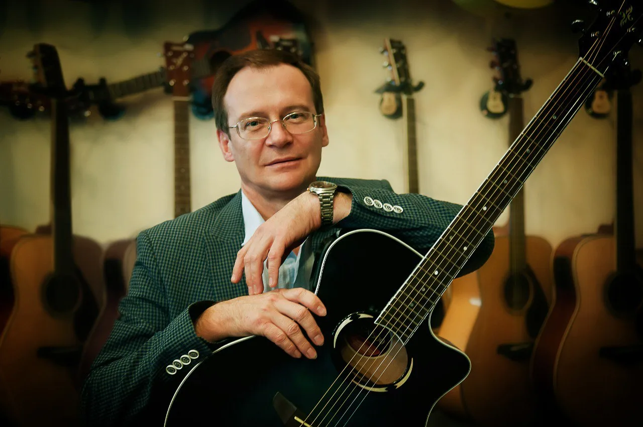 Афиша: Семененков и его друзья в Калининграде 14 мая 2026