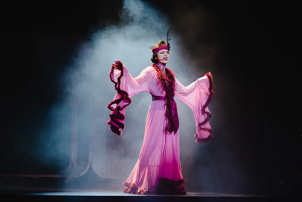 Афиша: Шоу для настоящих леди в Санкт-Петербурге 30 мая 2026