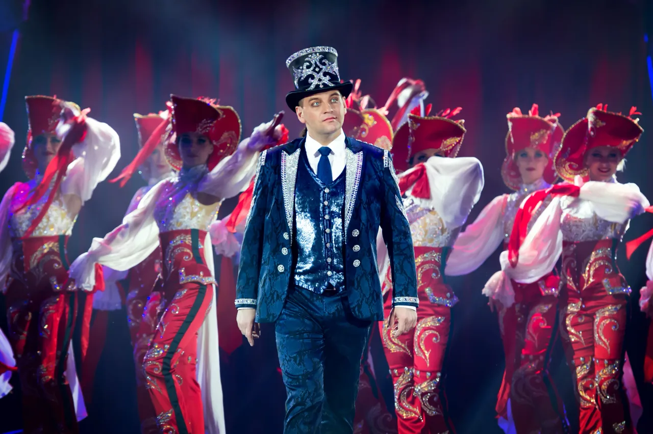 Афиша: Шоу воды, огня и света! в Ульяновске 9 мая 2026