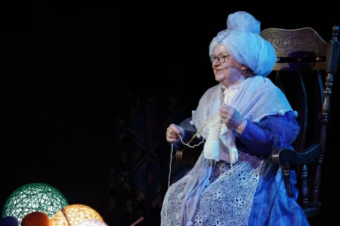 Афиша: Сказки бабушки Зимы в Мурманске 3 мая 2026