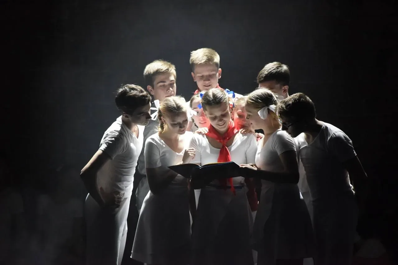 Афиша: Сорок первый... Выпускной в Екатеринбурге 8 мая 2026