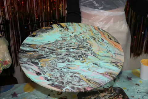 Афиша: Создание интерьерной картины в стиле FluidArt на холсте в Челябинске 11 мая 2026