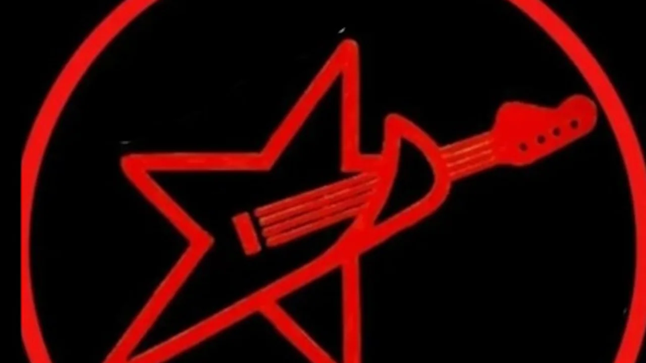 Афиша: Спектакль "ОН, ОНА И РОК-Н-РОЛЛ" в Санкт-Петербурге 22 мая 2026