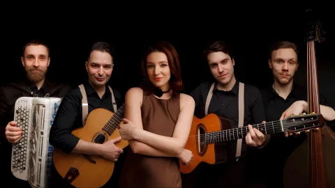 Афиша: Stankov Jazz Band. Звучала музыка в саду в Санкт-Петербурге 9 мая 2026