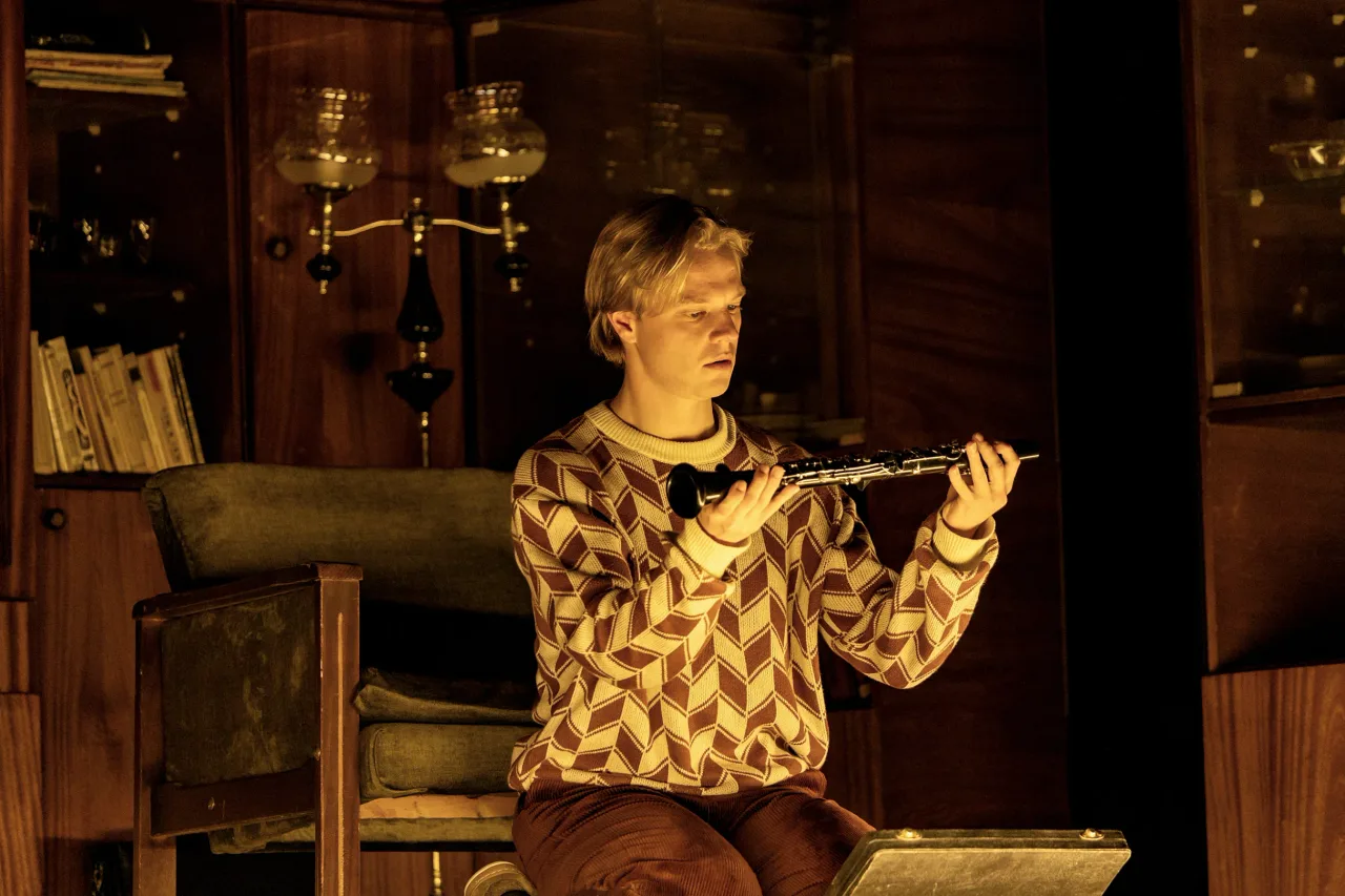 Афиша: Старший сын в Калининграде 19 мая 2026