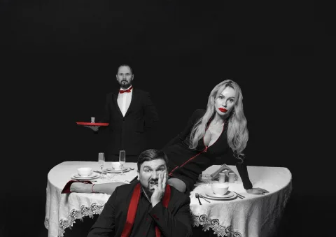 Афиша: Столик на троих в Барнауле 22 мая 2026