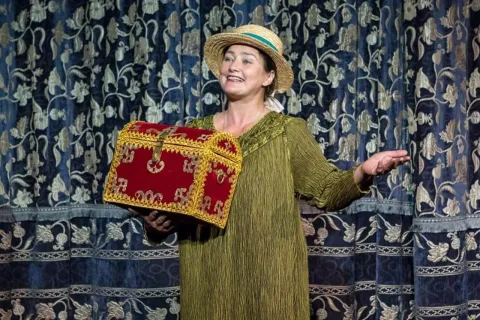 Афиша: Сундучок сказок для мам, пап и любимых деток в Москве 3 мая 2026