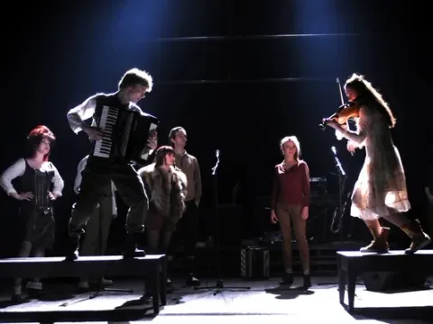 Афиша: Тень города в Санкт-Петербурге 27 мая 2026