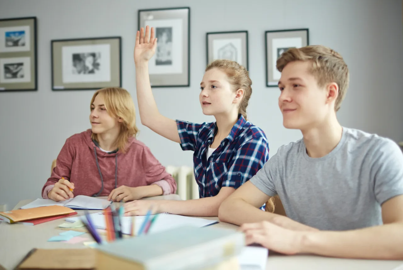 Афиша: Удивительные открытия зайчонка Лапика в Волгограде 17 мая 2026